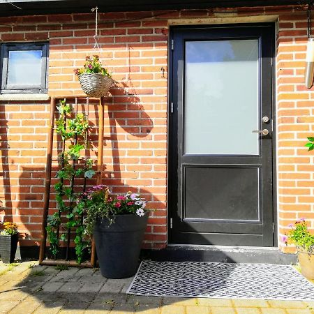 5Minute Walk To Lego House - Private Studio Room With Bathroom Billund Luaran gambar
